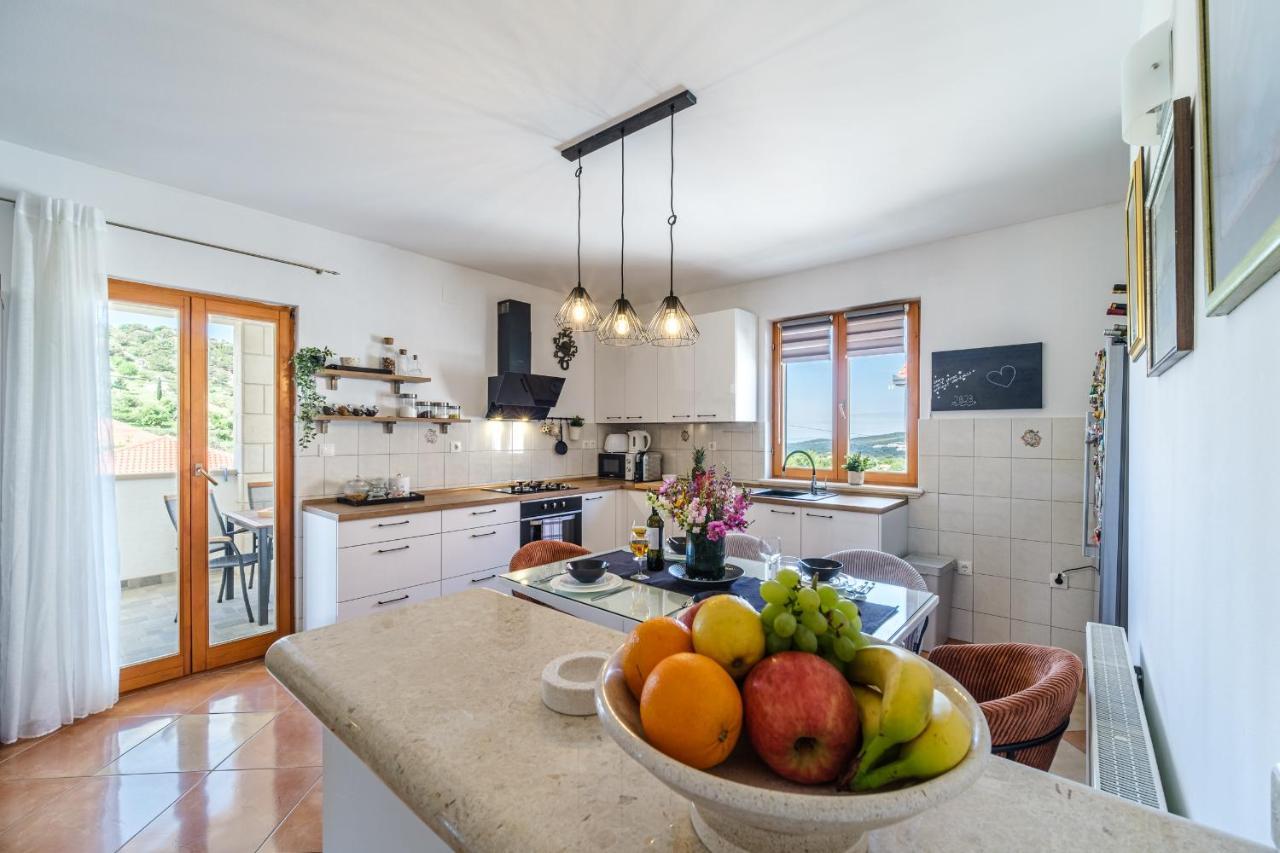 Guest House Barbara Nerezisca Εξωτερικό φωτογραφία